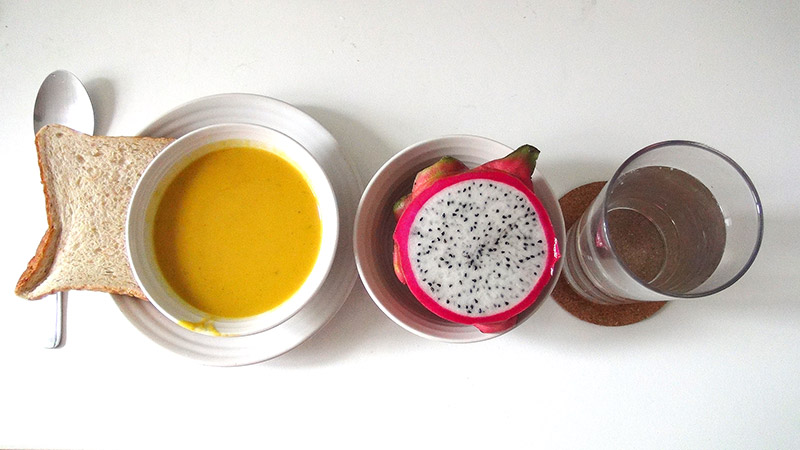 Orange carrot soup, Wholemeal bread, Dragonfruit