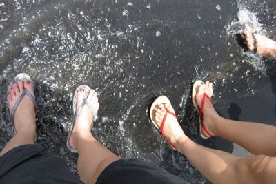 Black sand beach - Feet