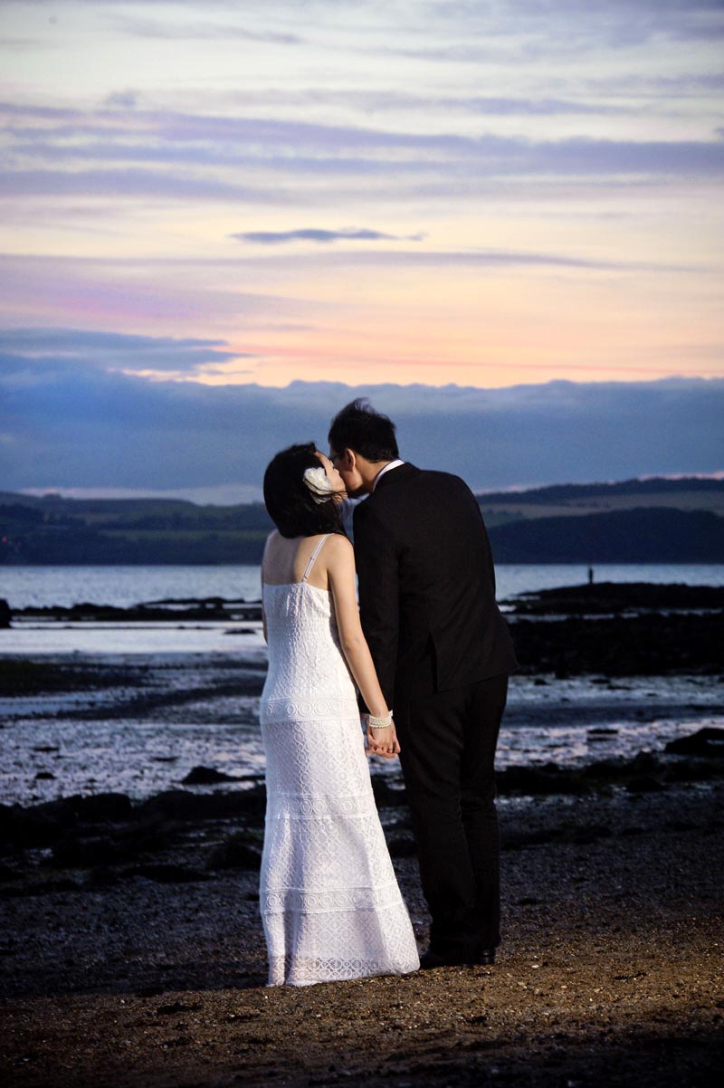 Engagement shoot: A sweet moment together (Cramond Beach)