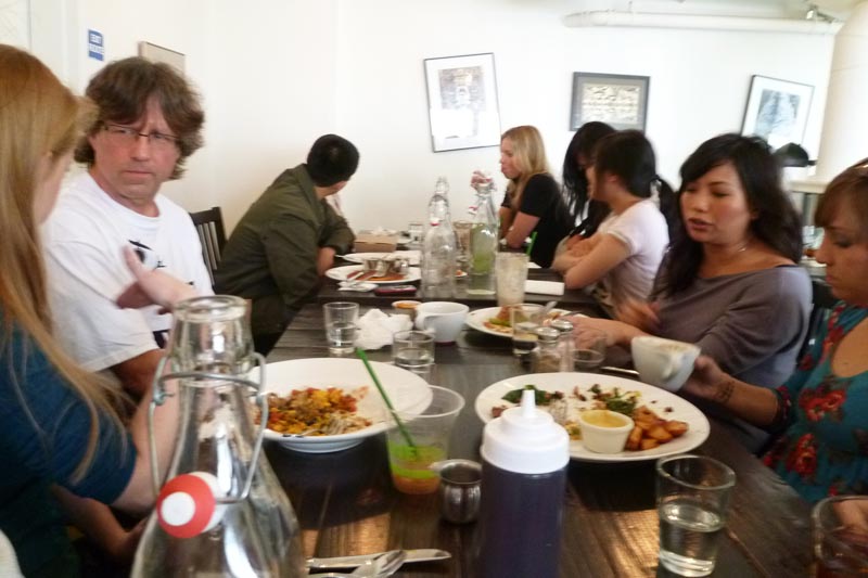LA PE Meetup (2012): Enjoying the conversations
